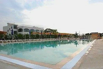 Resort Torre Guaceto 4*