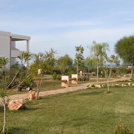 리조트 Torre Guaceto 4*